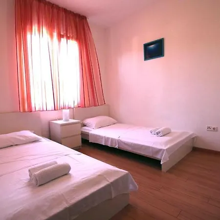 Апартаменты In With Sea View, Balcony, Air Conditioning, Wifi 858-4 *