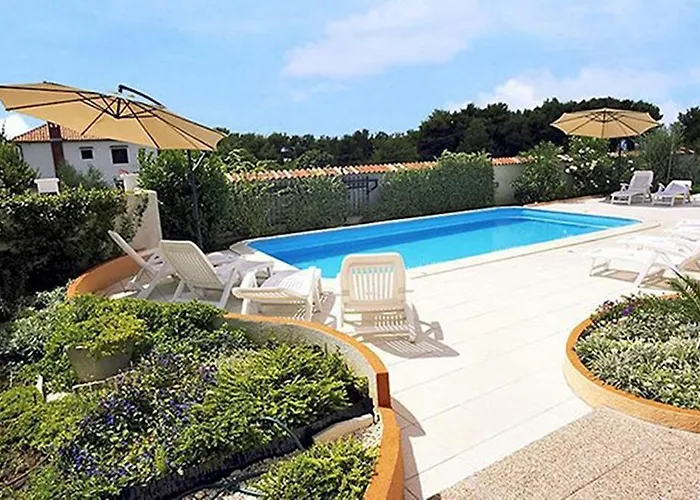 In With Sea View, Balcony, Air Conditioning, Wifi 858-4