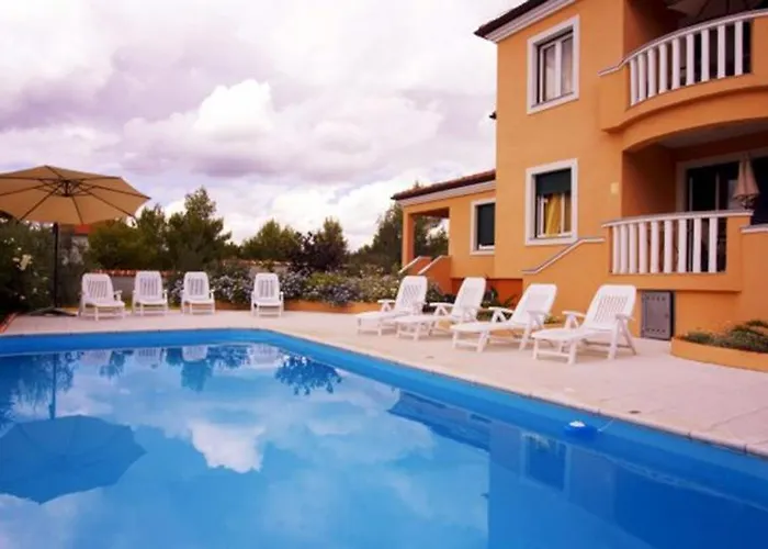 In With Sea View, Balcony, Air Conditioning, Wifi 858-4 Apartment