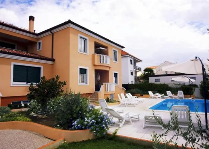 In With Sea View, Balcony, Air Conditioning, Wifi 858-4